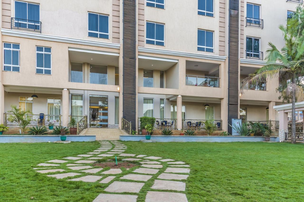 מארו Three Steers Hotel מראה חיצוני תמונה
