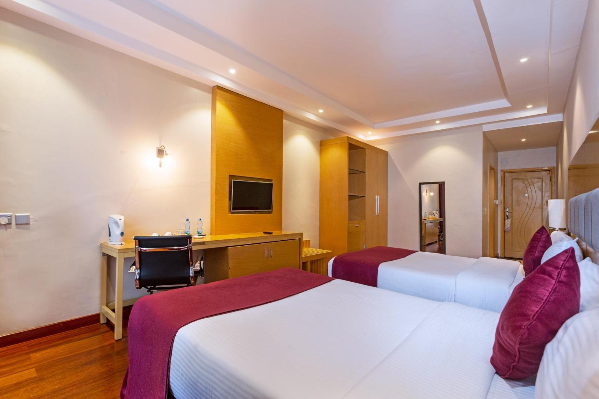 מארו Three Steers Hotel מראה חיצוני תמונה