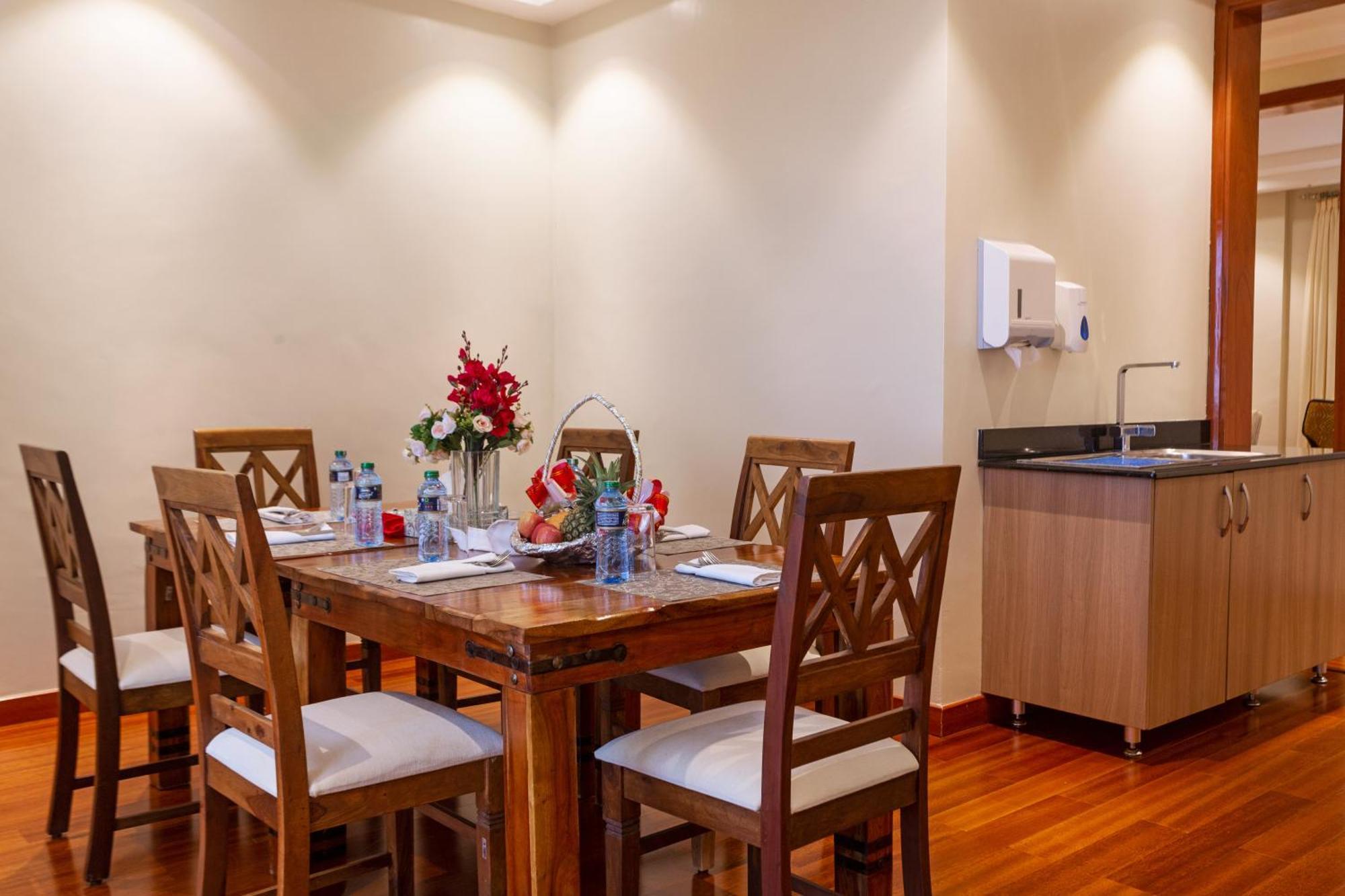 מארו Three Steers Hotel מראה חיצוני תמונה