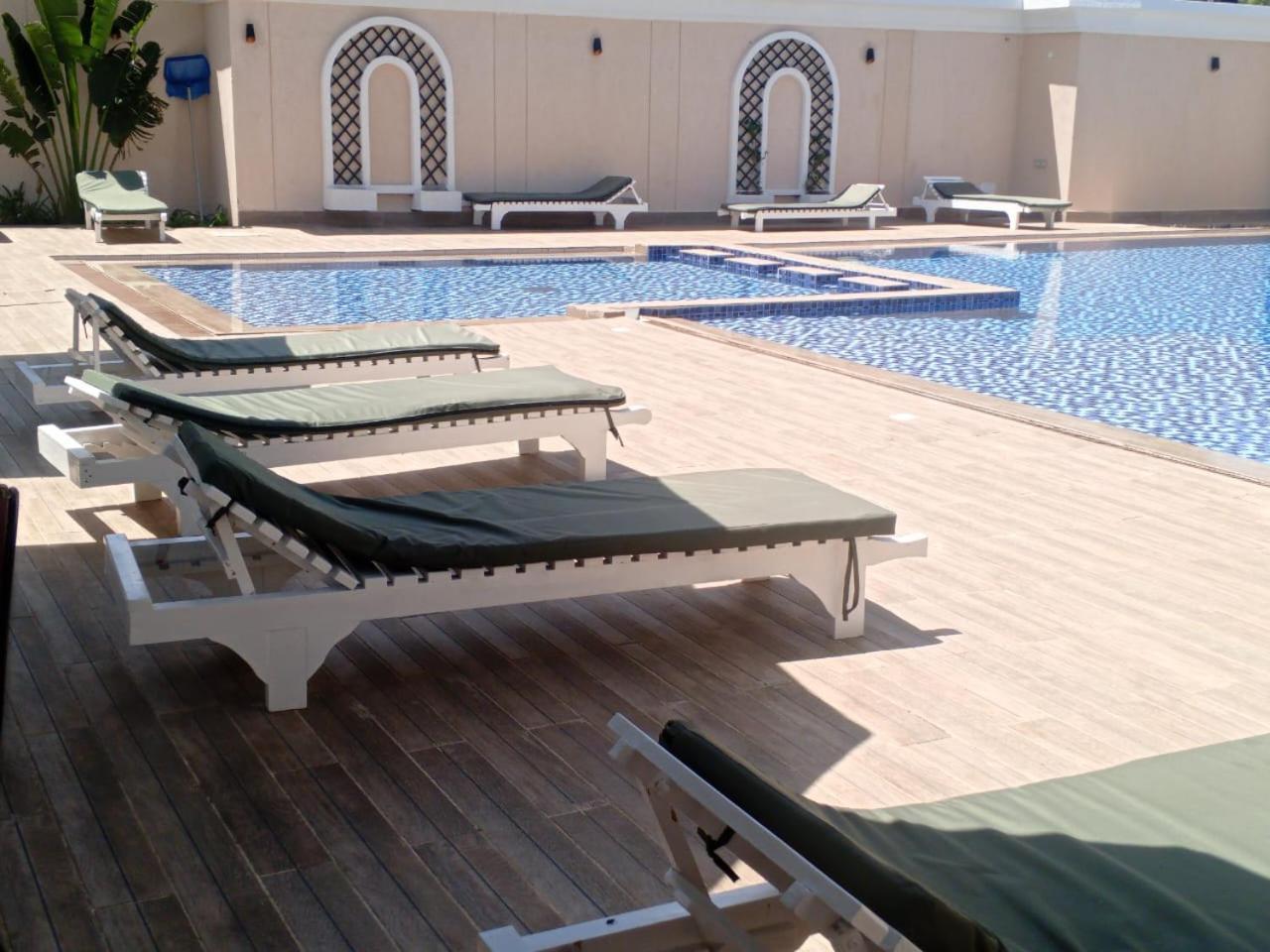מארו Three Steers Hotel מראה חיצוני תמונה