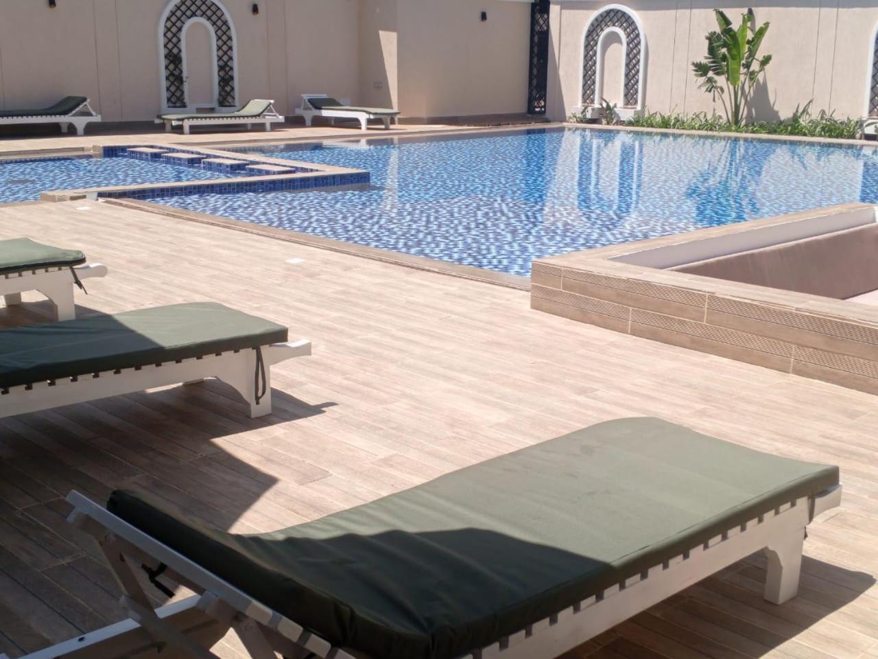 מארו Three Steers Hotel מראה חיצוני תמונה